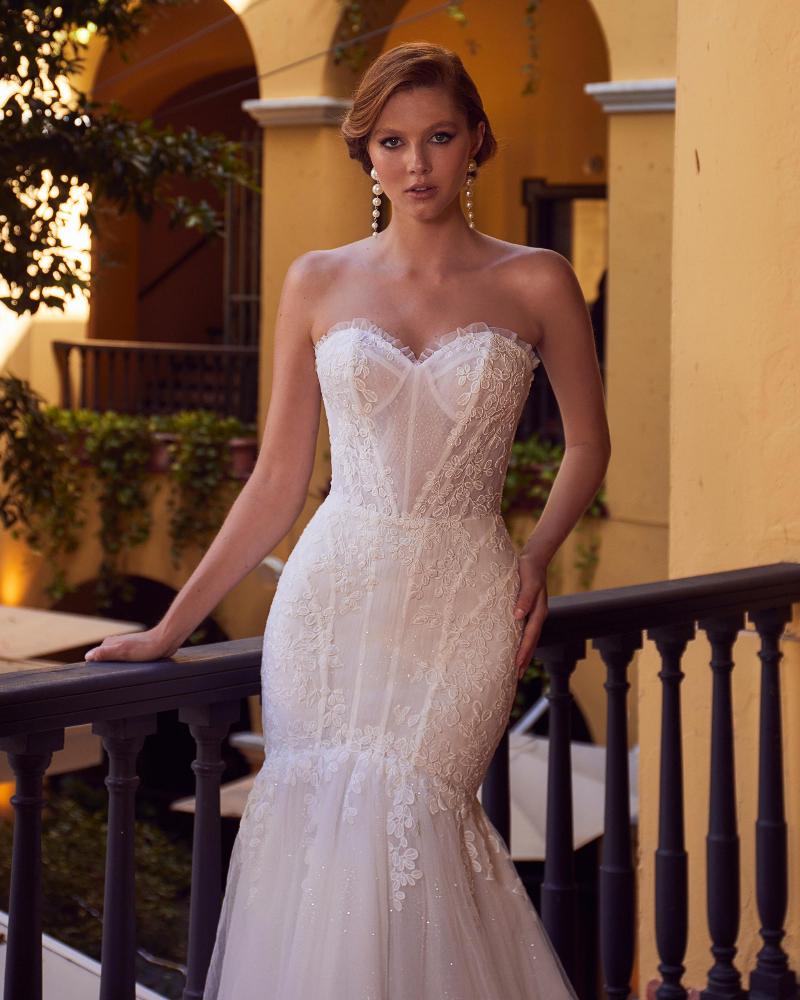 La23116 simple strapless wedding dress with lace and detachable sleeves4